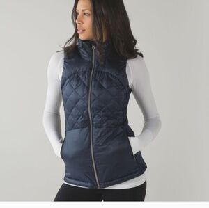 Lululemon Down For A Run Vest Navy Blue Size 8